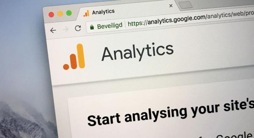 Jak wykorzystać Google Analytics do promocji marki w Internecie?